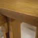 detalj färdigt altarbord med träskíva